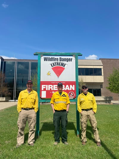 Oregon Firefighters and AB Wildfire