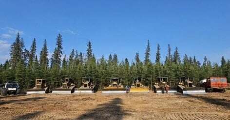 Heavy equipment at Semo-1