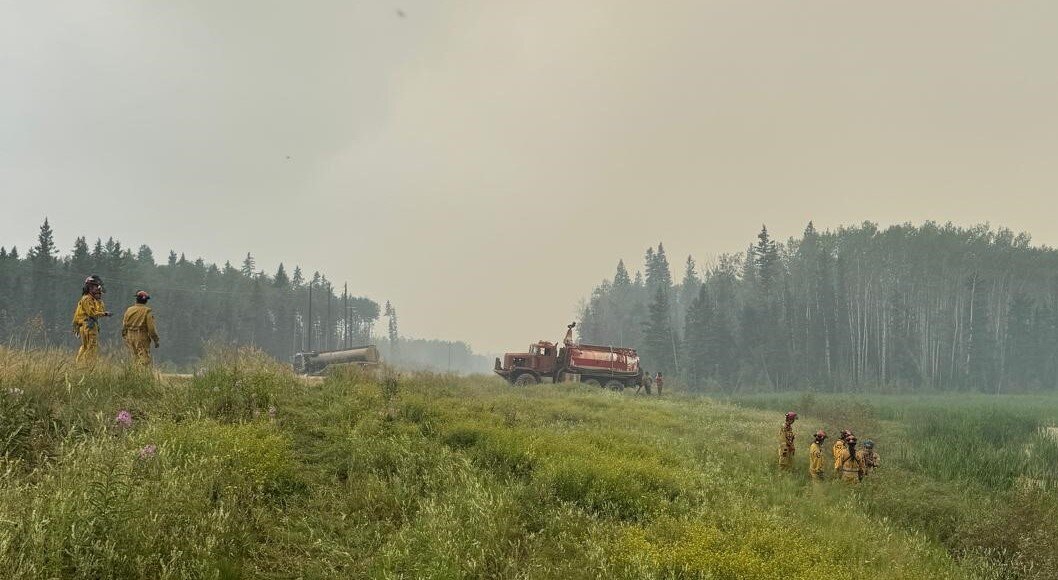 Local fire crews establish pump site along Hwy 58 - July 23